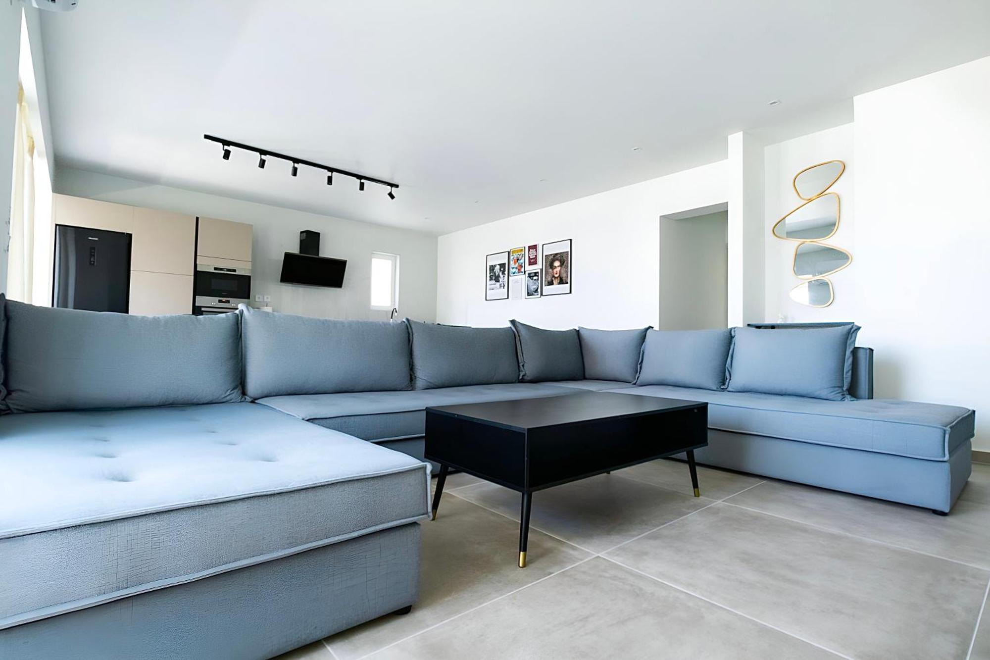 Mairyloy Luxury *